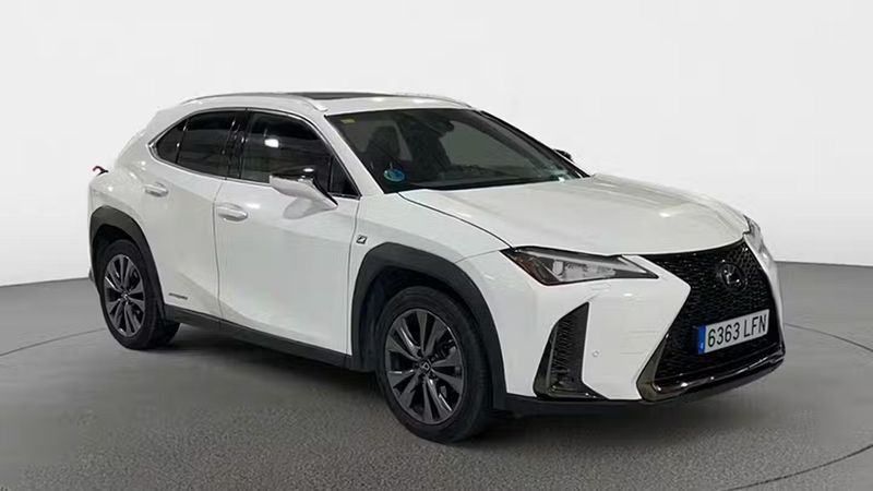 Lexus UX • 2020 • 76,543 km 7