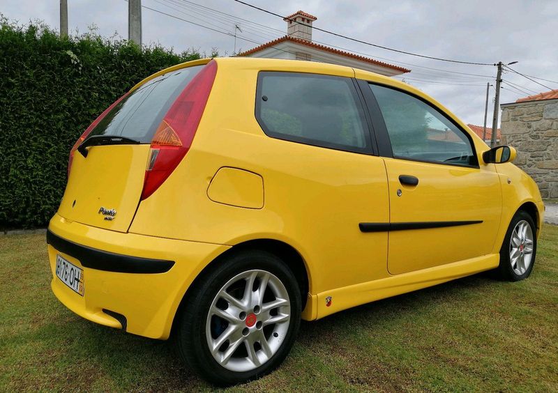 Fiat Punto • 1999 • 130,000 km 2