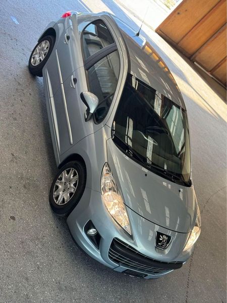 Peugeot 207 • 2011 • 12,500 km 4