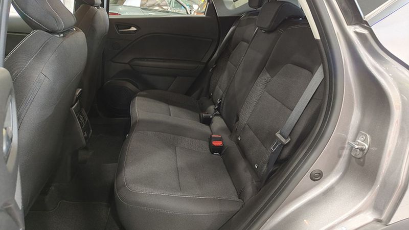 Mitsubishi ASX • 2024 • 23,155 km 8