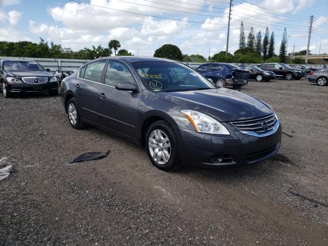 Nissan Altima • 2010 • 10,000 mi 1