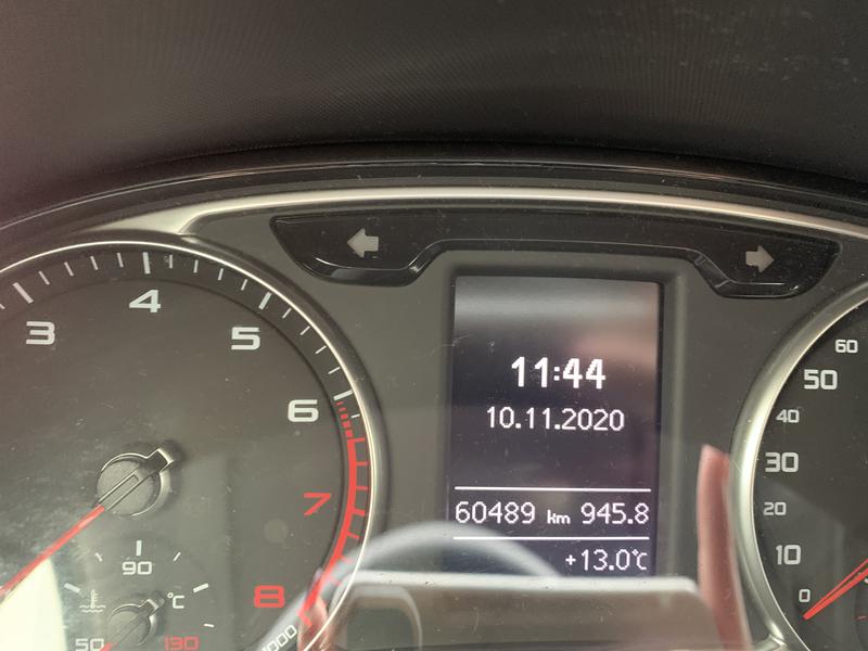 Audi 100 • 2018 • 60,488 km 2