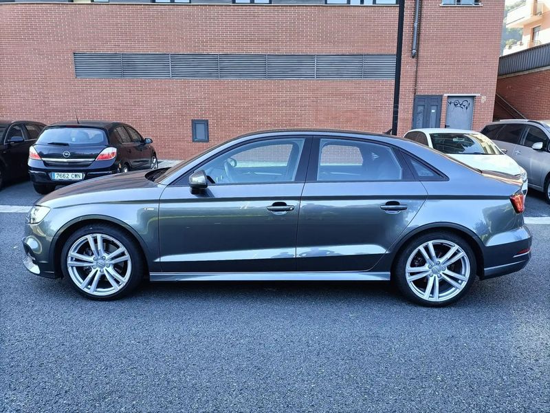 Audi A3 • 2020 • 58,000 km 4
