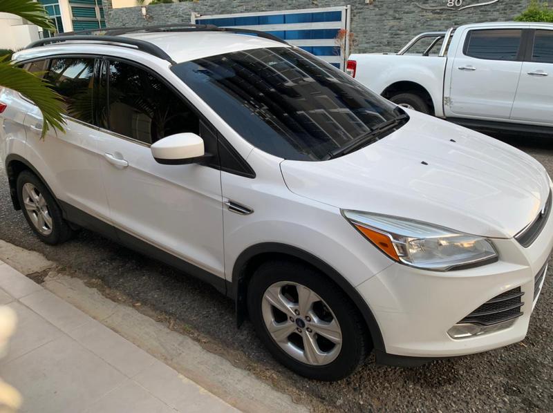 Ford Escape • 2014 • 124,000 km 2