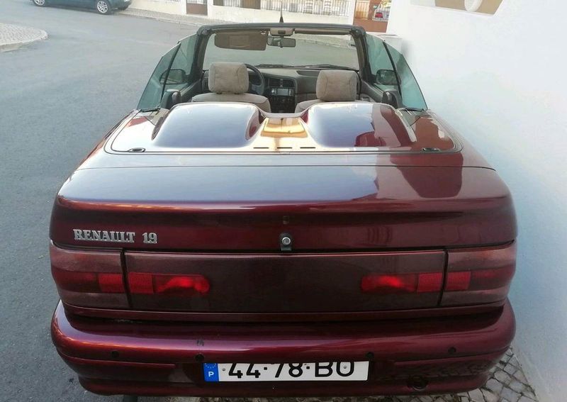 Renault 18 • 1993 • 130,000 km 1