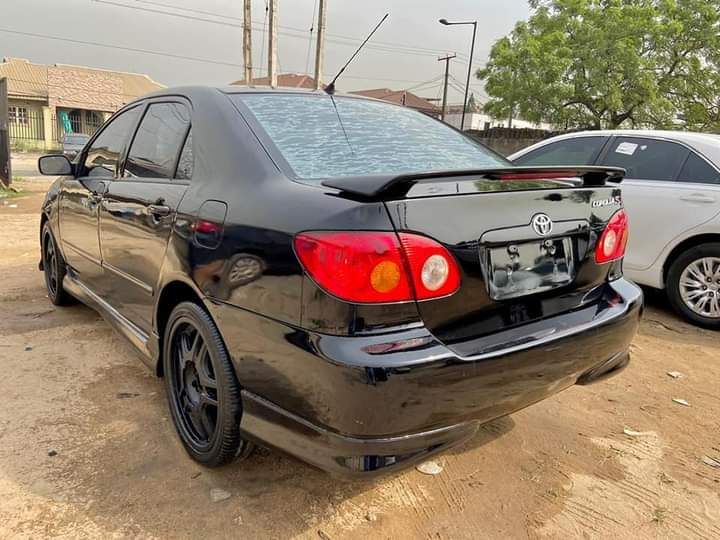 Toyota Corolla • 2004 • 126,340 km 6