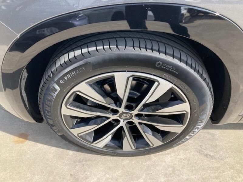 Renault Captur • 2024 • 3,542 km 15