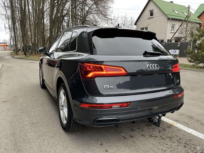 Audi Q5 • 2019 • 102,000 km 4