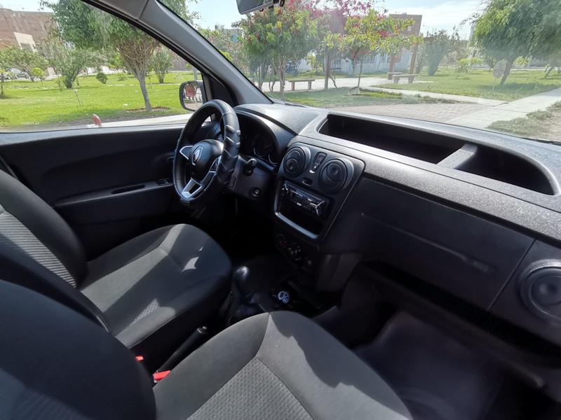 Renault Kangoo • 2020 • 7,850 km 5