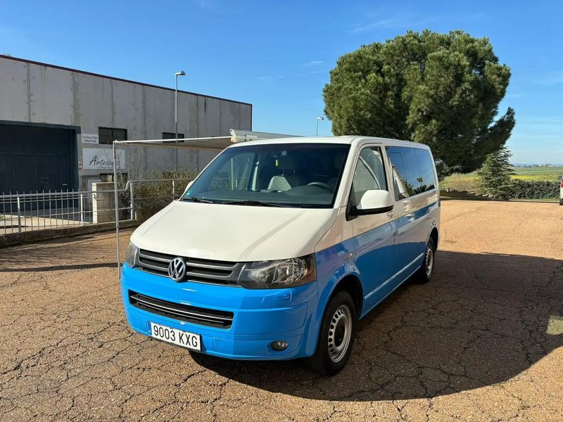 Volkswagen California • 2011 • 269,000 km 1