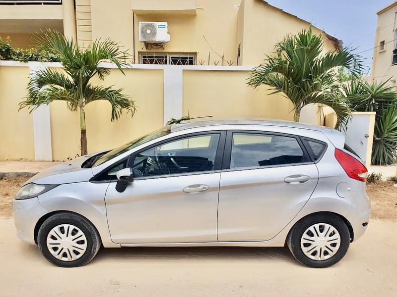 Ford Fiesta • 2012 • 90,000 km 3