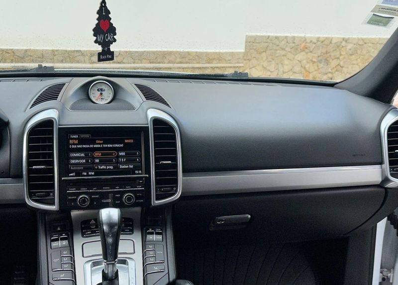 Porsche Cayenne • 2014 • 109,000 km 16