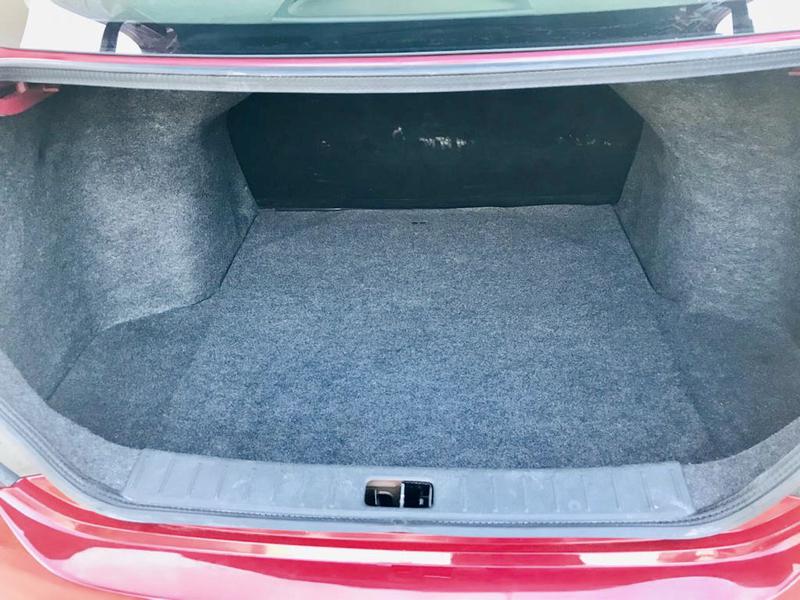 Nissan Versa • 2012 • 37,599 km 7