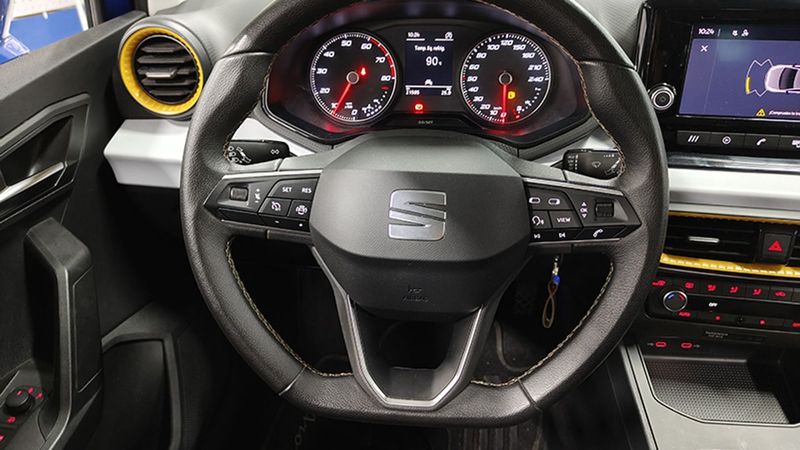 Seat Ibiza • 2022 • 21,512 km 7