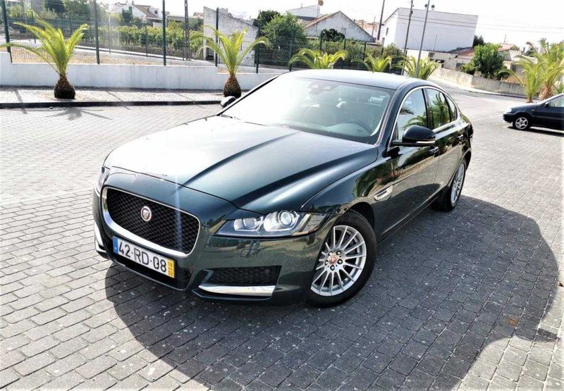 Jaguar XF • 2016 • 214,201 km 3