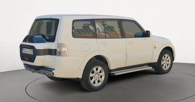 Mitsubishi Montero • 2017 • 67,669 km 3