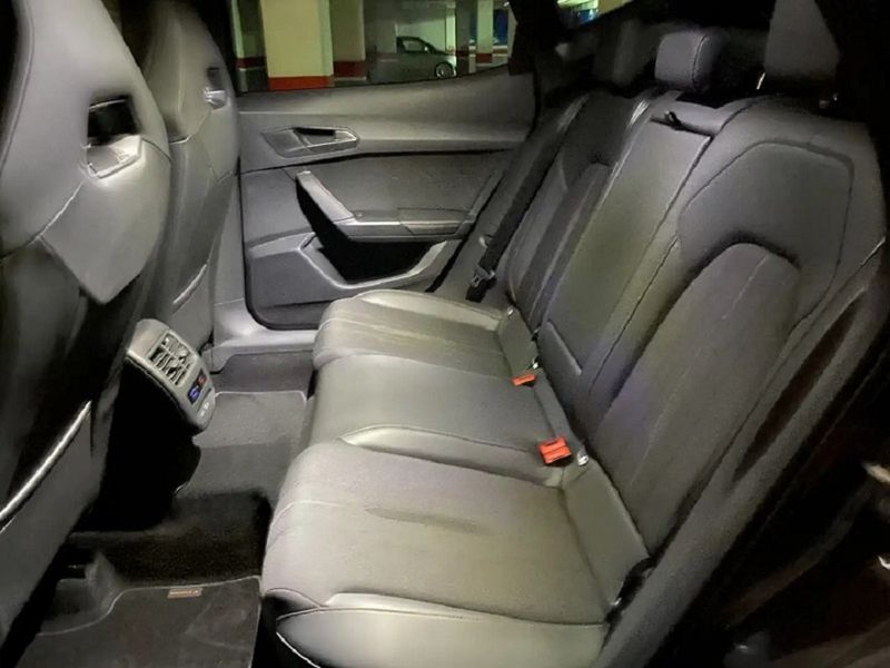 Seat Leon • 2020 • 61,400 km 9