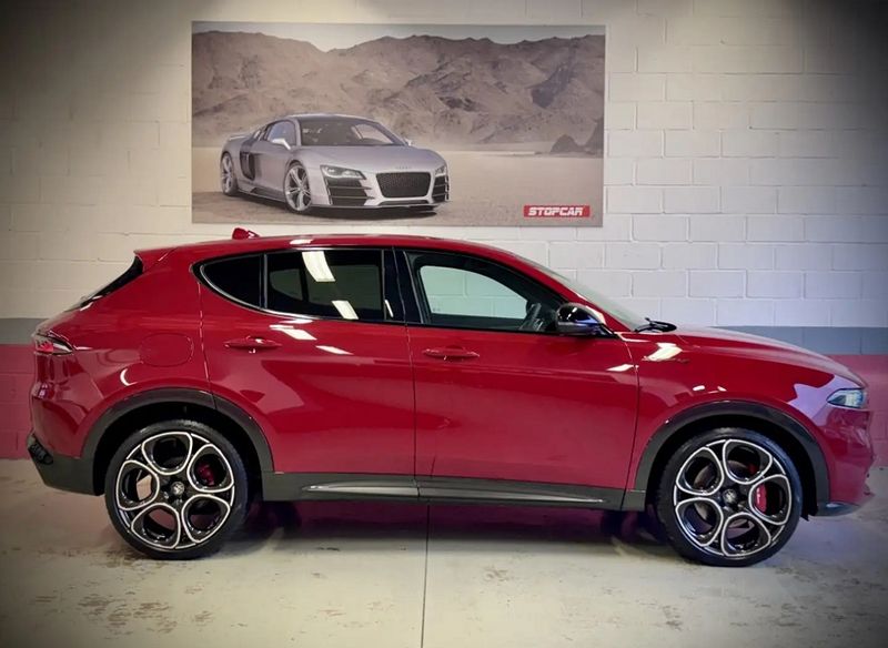 Alfa Romeo Giulia • 2022 • 75,000 km 5