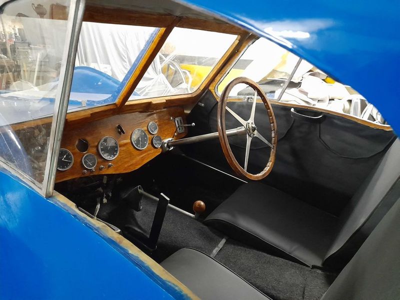 Bugatti Chiron • 1995 • 50,000 km 5