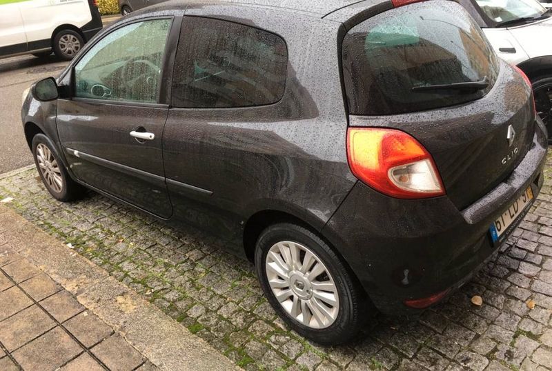 Renault Clio • 2010 • 145,000 km 2