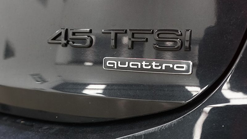 Audi Q3 • 2019 • 106,564 km 7