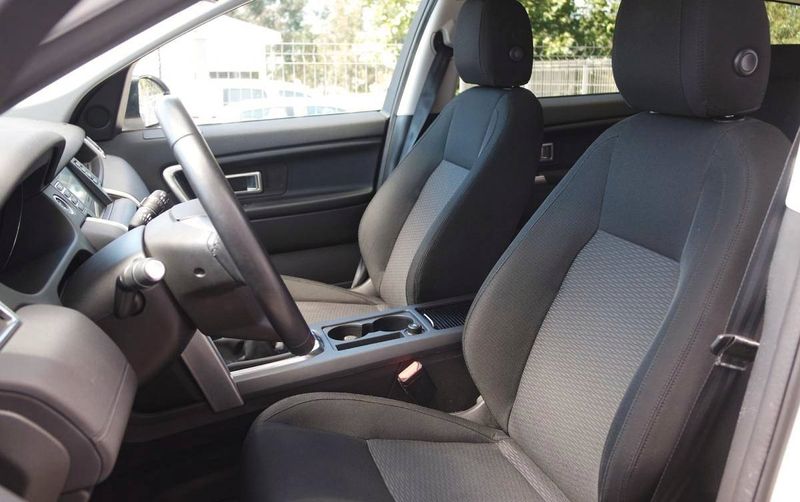 Land Rover Range Rover • 2016 • 40,000 km 5