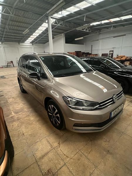 Volkswagen Touran • 2020 • 73,000 km 12