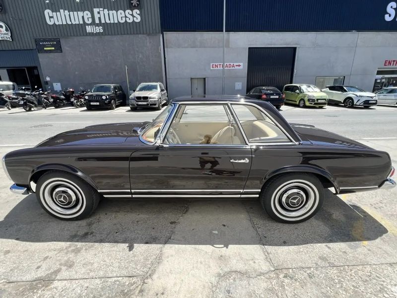 Mercedes-Benz SL • 1963 • 90,000 km 13