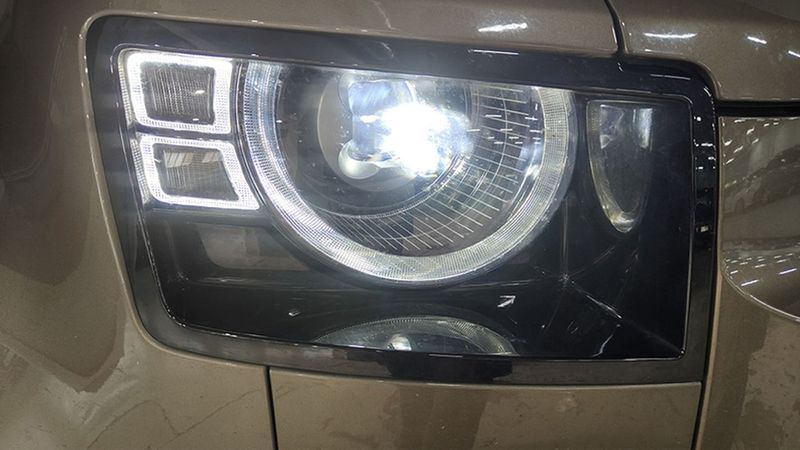 Land Rover Defender • 2020 • 53,363 km 6