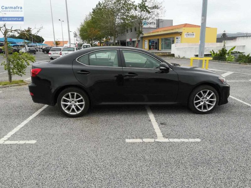Lexus IS 200 • 2013 • 170,000 km 1