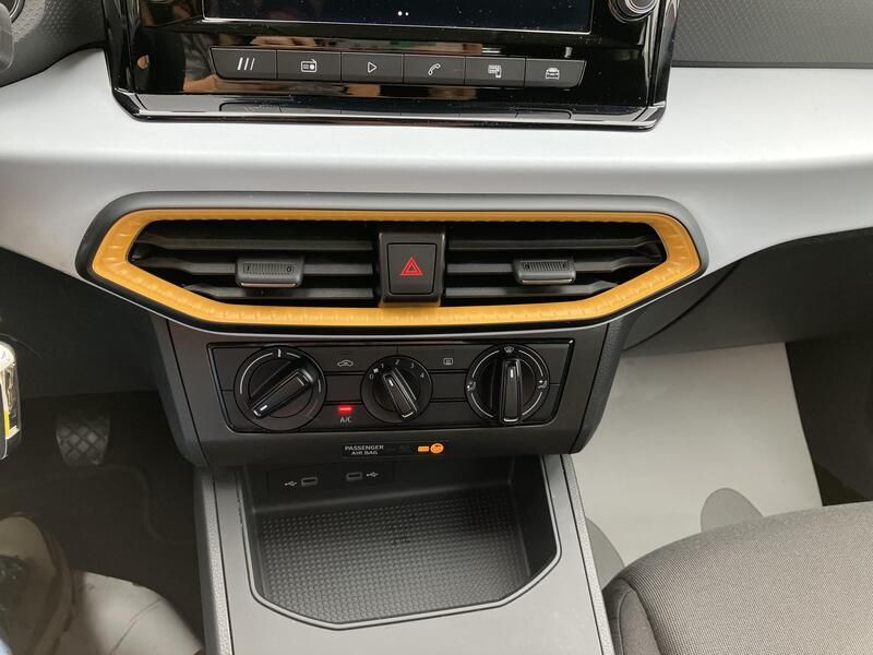 Seat Ibiza • 2024 • 11,000 km 24