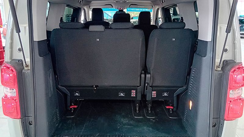 Toyota Verso • 2021 • 101,823 km 14