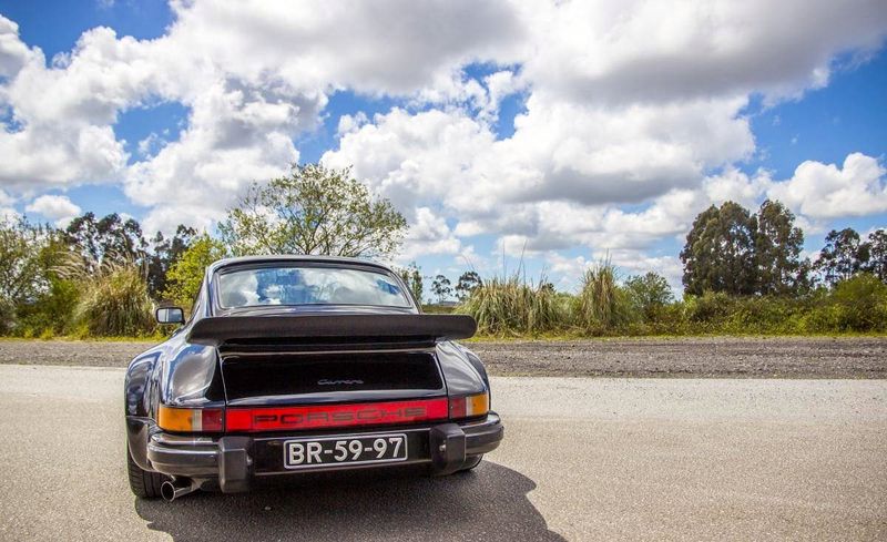 Porsche 911 • 1980 • 100,000 km 5