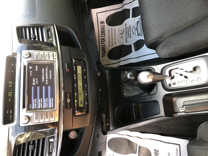 Toyota Fortuner • 2015 • 95,000 km 5