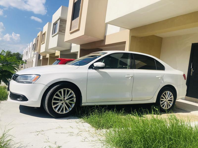 Volkswagen Jetta • 2012 • 162,000 km 9