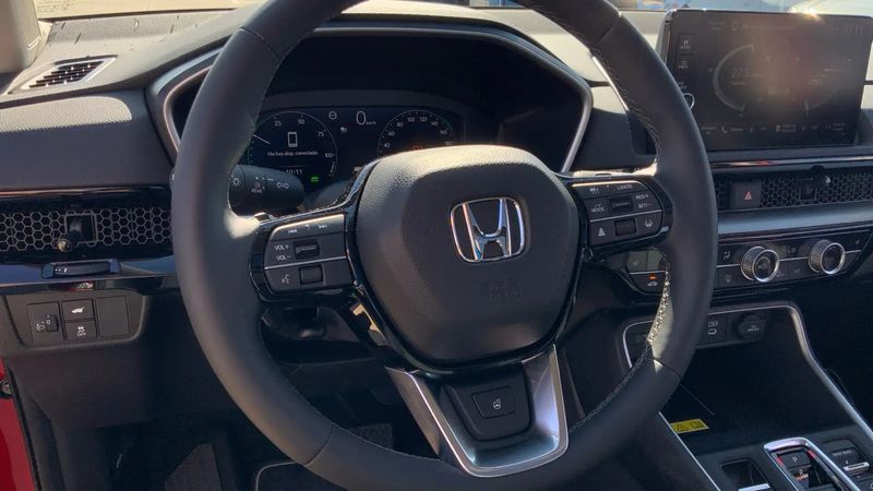 Honda CR-V • 2024 • 10,000 km 9