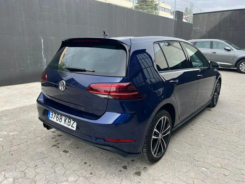 Volkswagen Golf • 2017 • 80,000 km 2