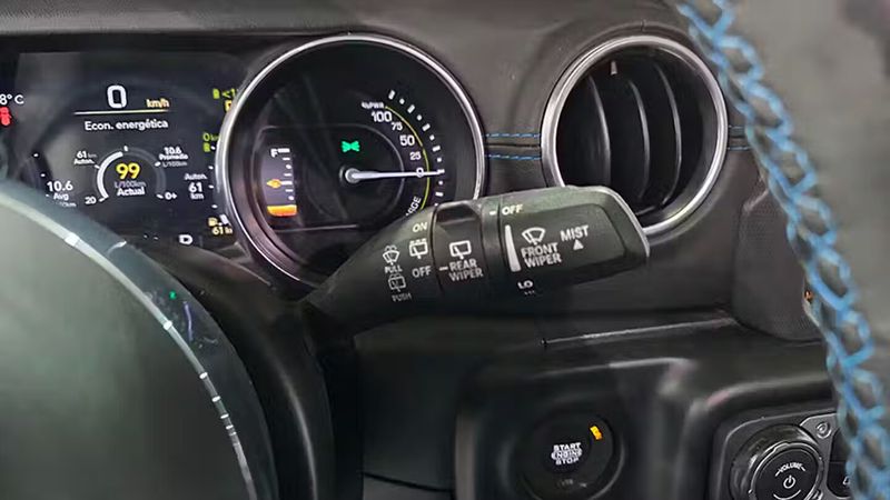 Jeep Wrangler • 2022 • 44,804 km 27