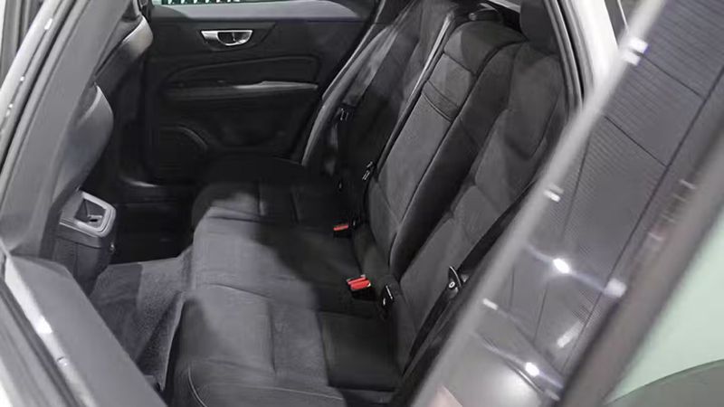 Volvo V60 Cross Country • 2022 • 72,673 km 10