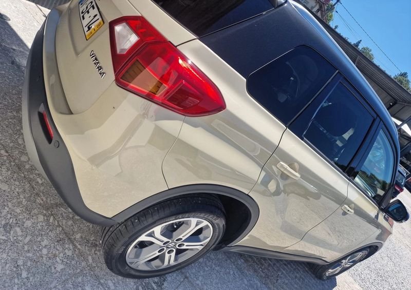 Suzuki Vitara • 2016 • 126,000 km 6