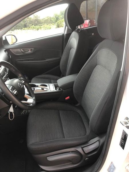 Hyundai Kona Electric • 2020 • 55,000 km 4
