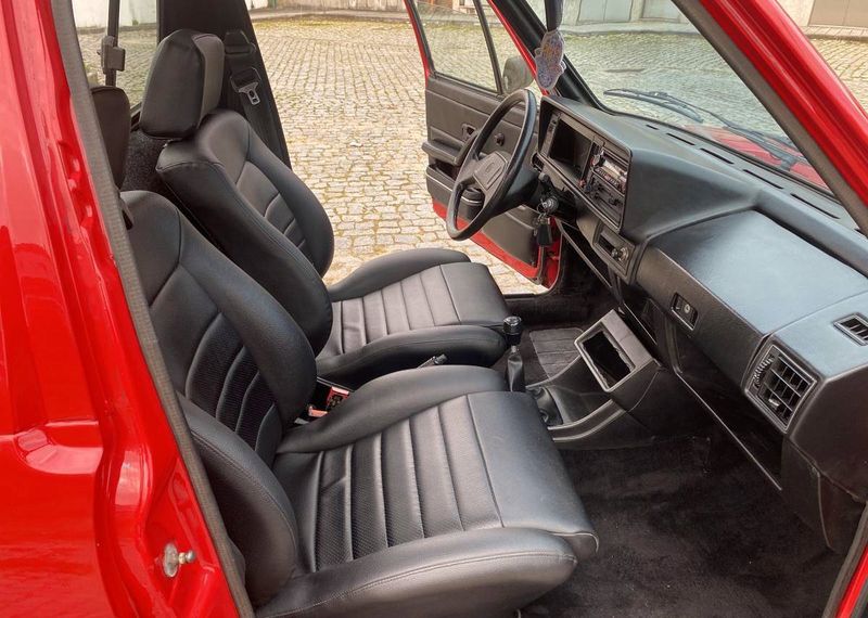 Volkswagen Caddy • 1983 • 140,000 km 5