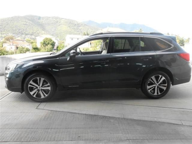 Subaru Outback • 2018 • 112,000 km 2