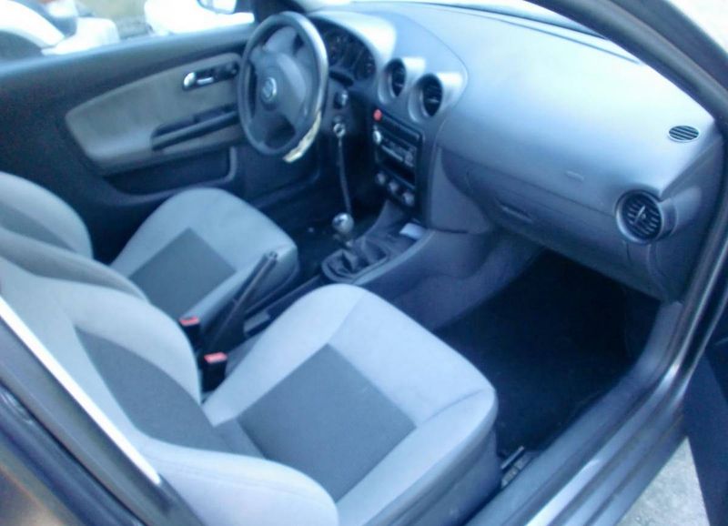 Seat Ibiza • 2003 • 170,000 km 3