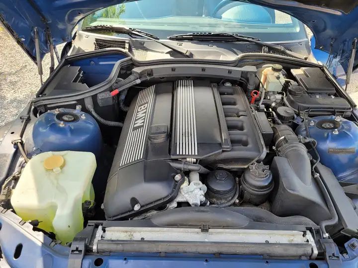 BMW Z3 • 2000 • 155,500 km 9