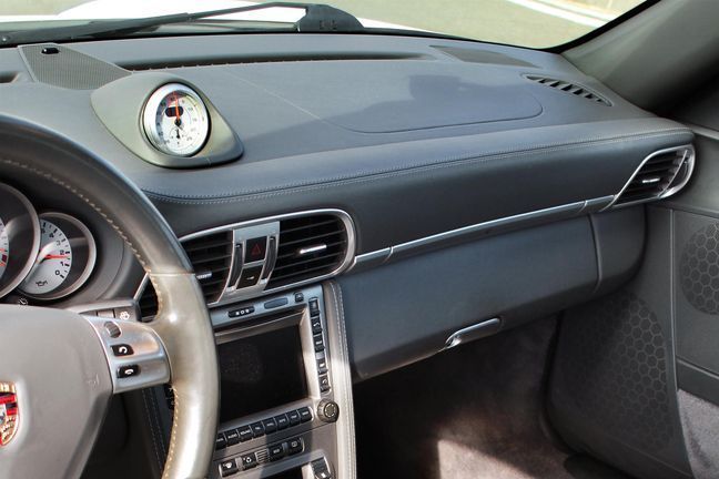 Porsche 911 Turbo • 2006 • 122,500 km 10