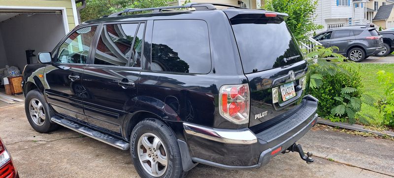 Honda Pilot • 2007 • 181,000 mi 7