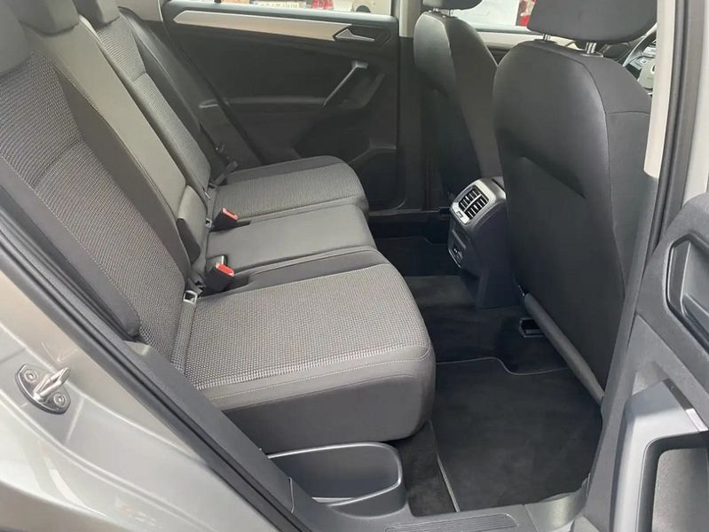 Volkswagen Tiguan • 2019 • 122,000 km 11