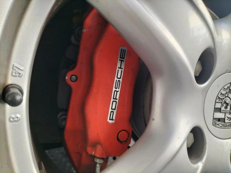 Porsche 911 Carrera • 1999 • 152,497 km 7