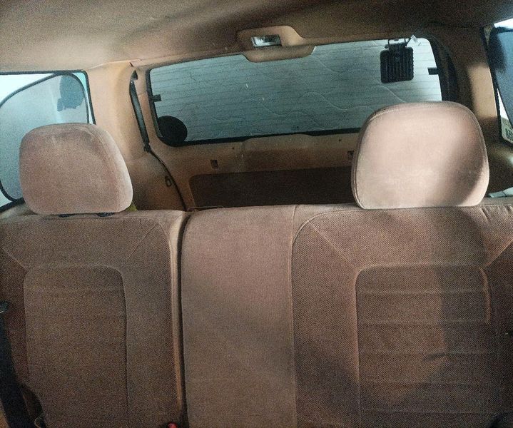 Jeep Cherokee • 1999 • 210,000 km 4